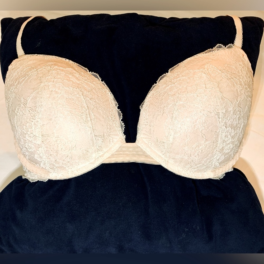 Victoria’s Secret Bra